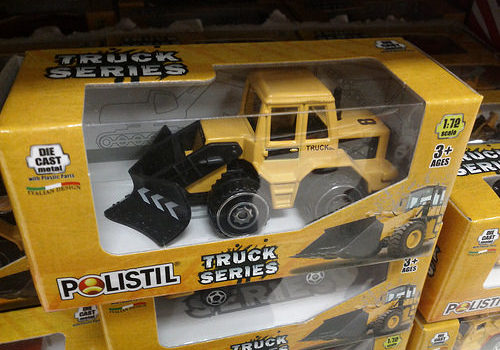 Polistil die cast model of 2014. Truck series.1/72 scale.created in china